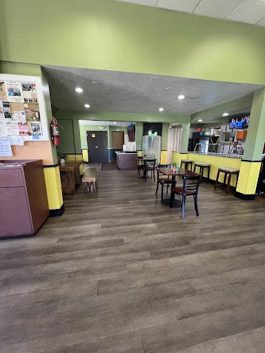 SimLo's Island Cafe photo 3